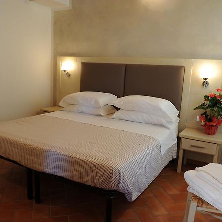 Super Relais Stella Hotel Signa Luaran gambar