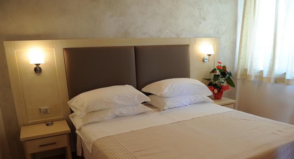 Super Relais Stella Hotel Signa Bilik gambar