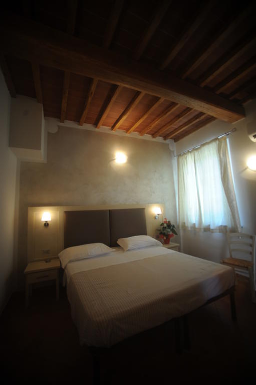 Super Relais Stella Hotel Signa Luaran gambar