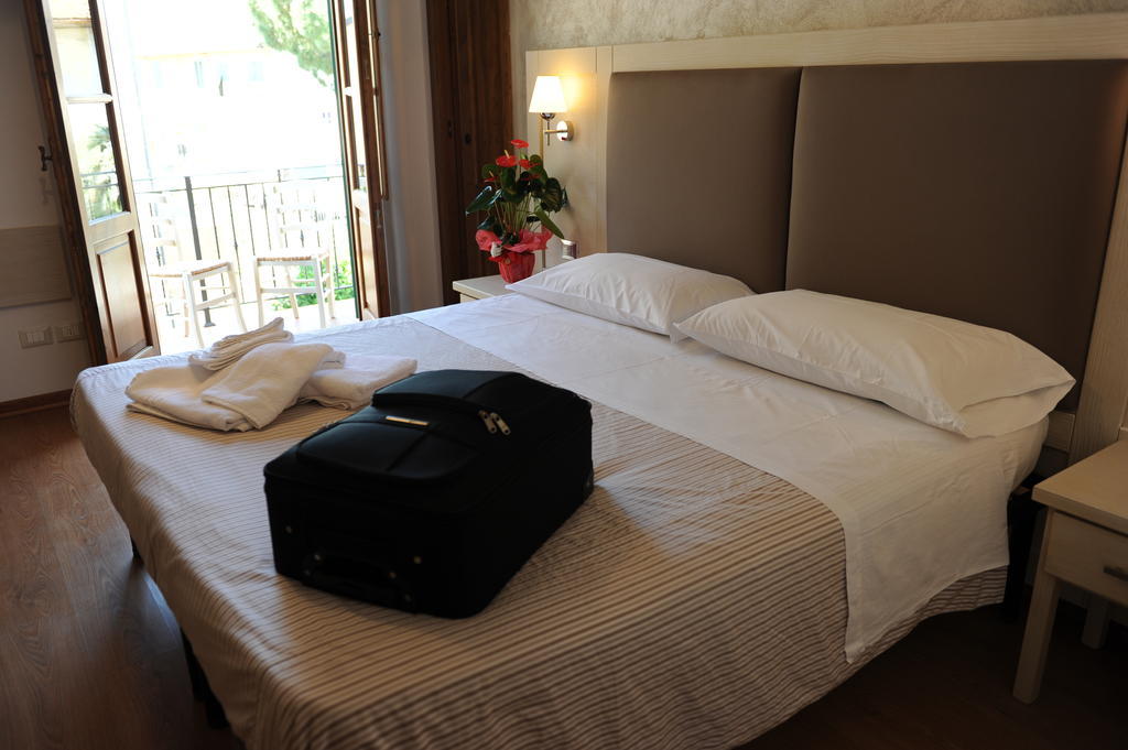 Super Relais Stella Hotel Signa Bilik gambar