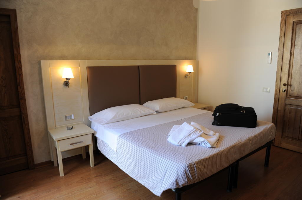 Super Relais Stella Hotel Signa Luaran gambar